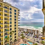 Chic Panama City Beach Condo With Pool And Gulf Views